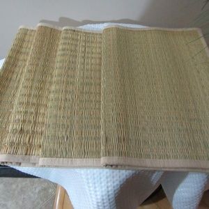 4 Wicker Table Placemats Used once